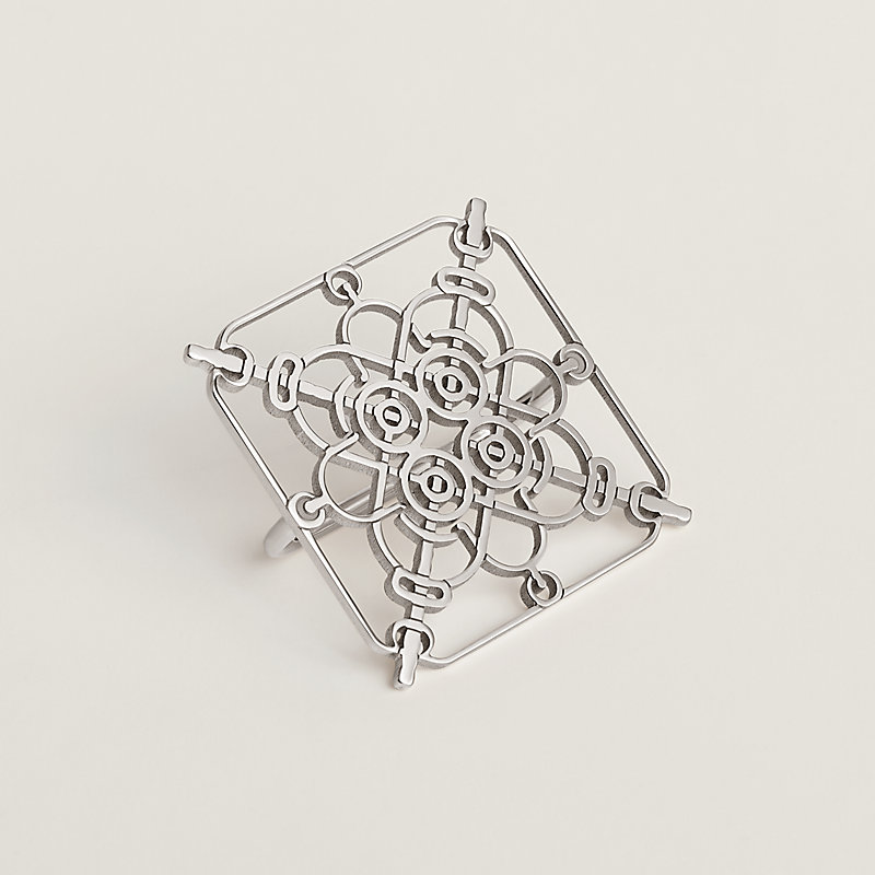 アクセントに♪【HERMES】 Eperon d'Or Cisele スカーフリング Eperon d'Or Cisele scarf ring | Hermès USA